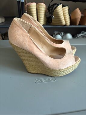 Peep-Toe Espadrille Wedge Heels in Blush Pink 7.5 guc